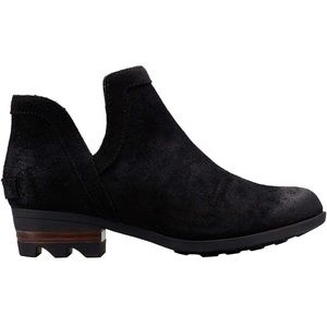 Sorel Lola cut-out booties black ankle boots size 9.5